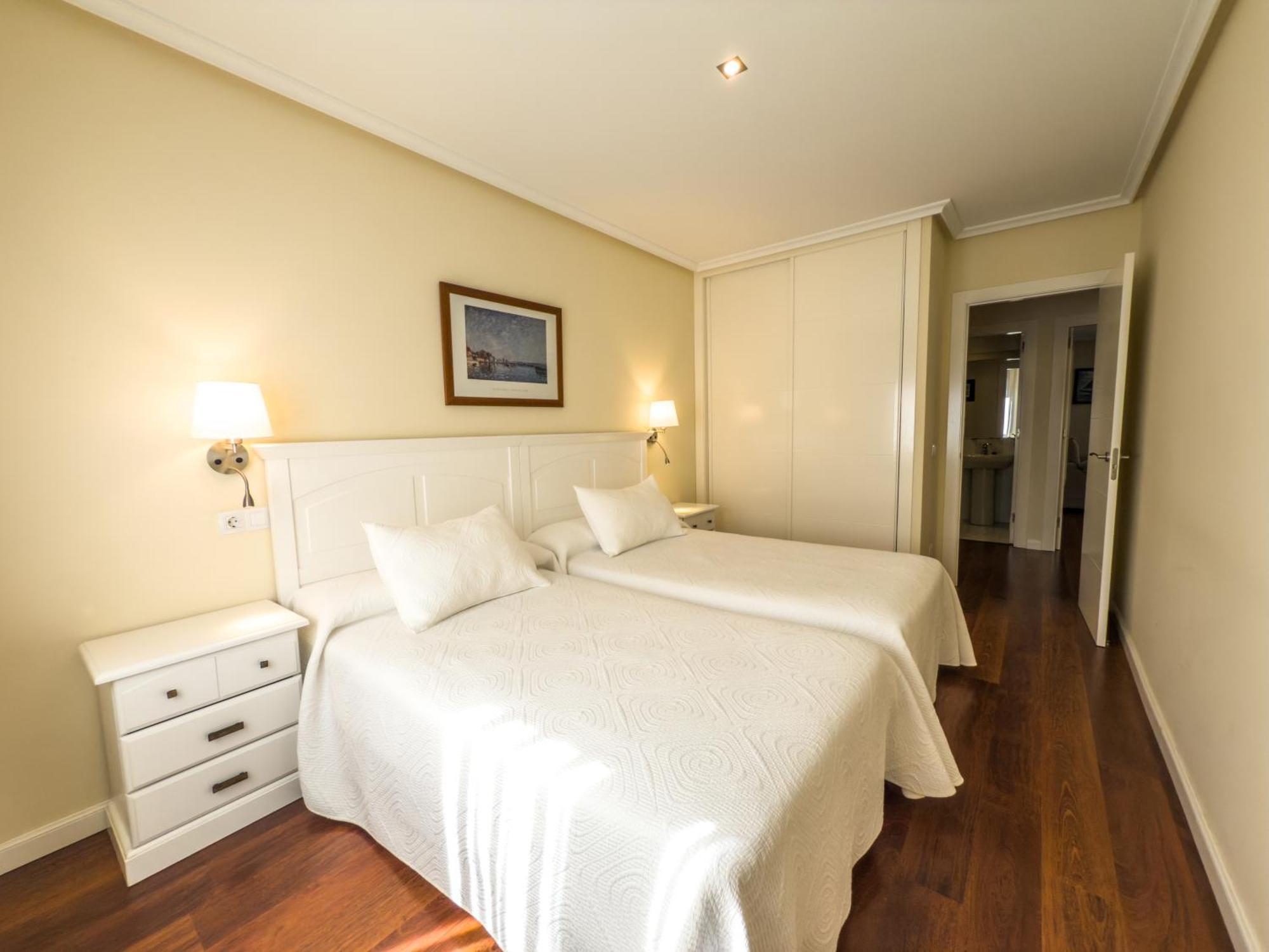 Apartamentos Verdemar リャネス エクステリア 写真