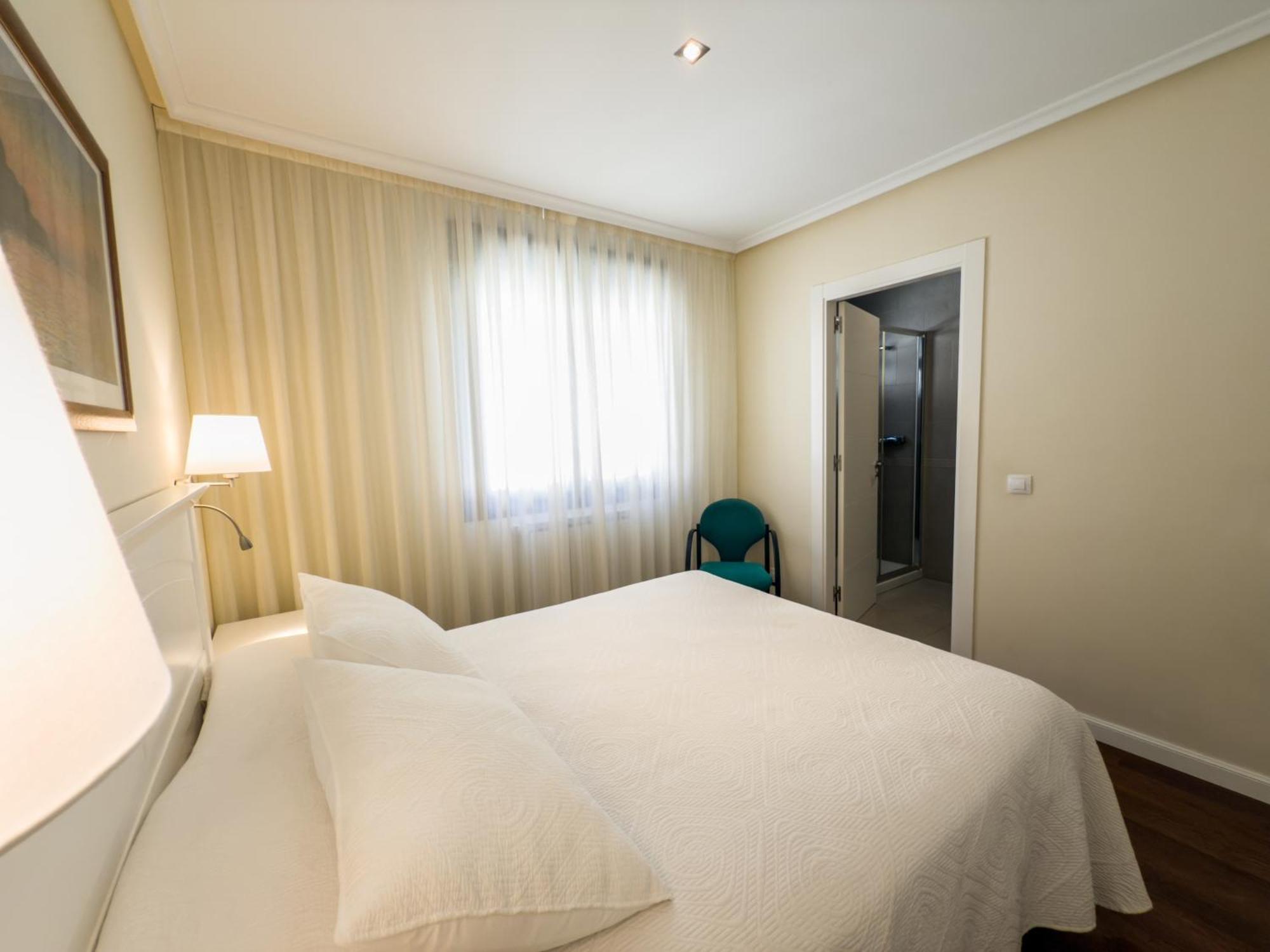 Apartamentos Verdemar リャネス エクステリア 写真